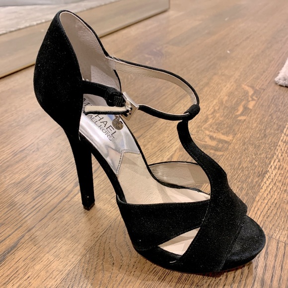 Michael Kors Heels - Picture 2 of 5